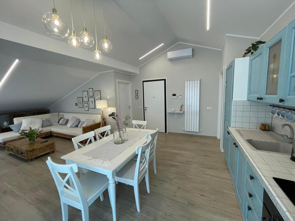 Otium Rooms / Camere E Appartamenti Morrovalle ภายนอก รูปภาพ