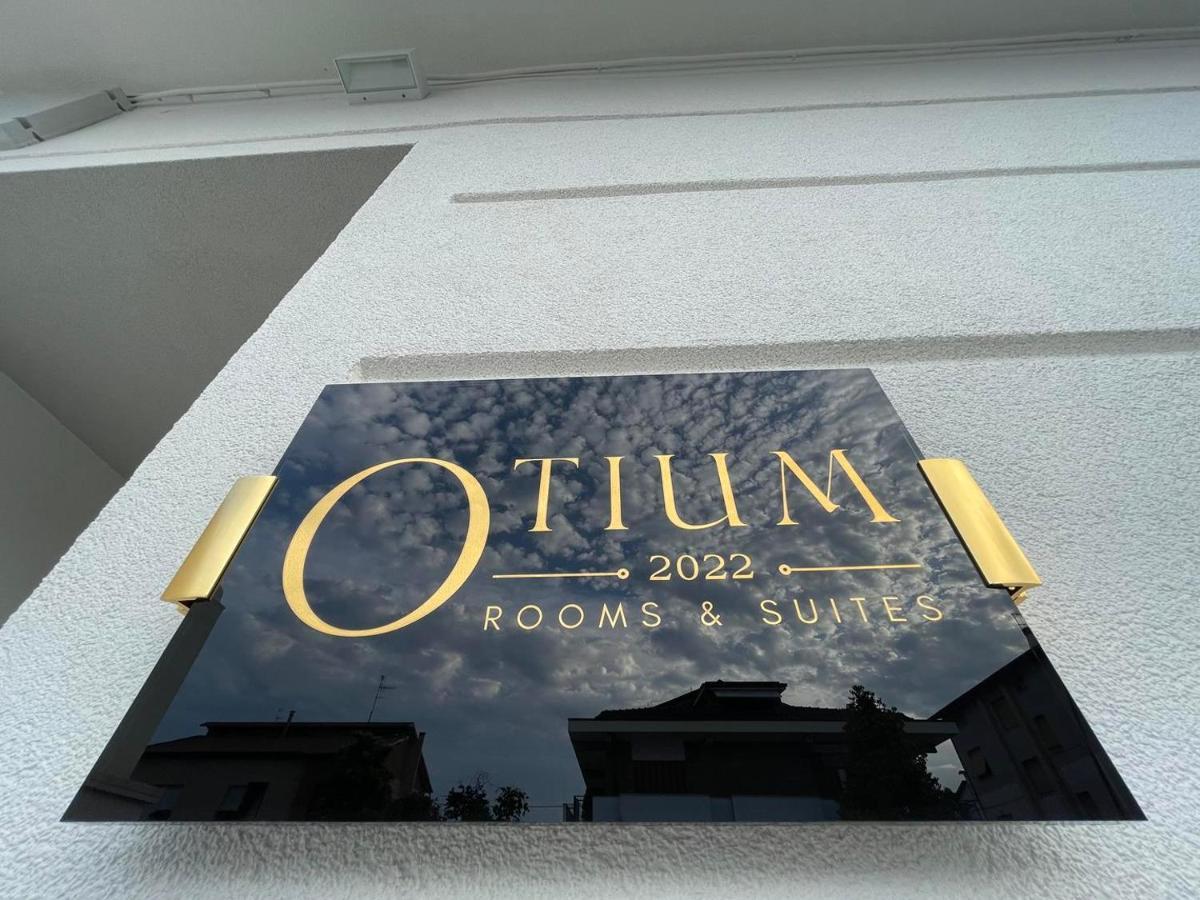 Otium Rooms / Camere E Appartamenti Morrovalle ภายนอก รูปภาพ