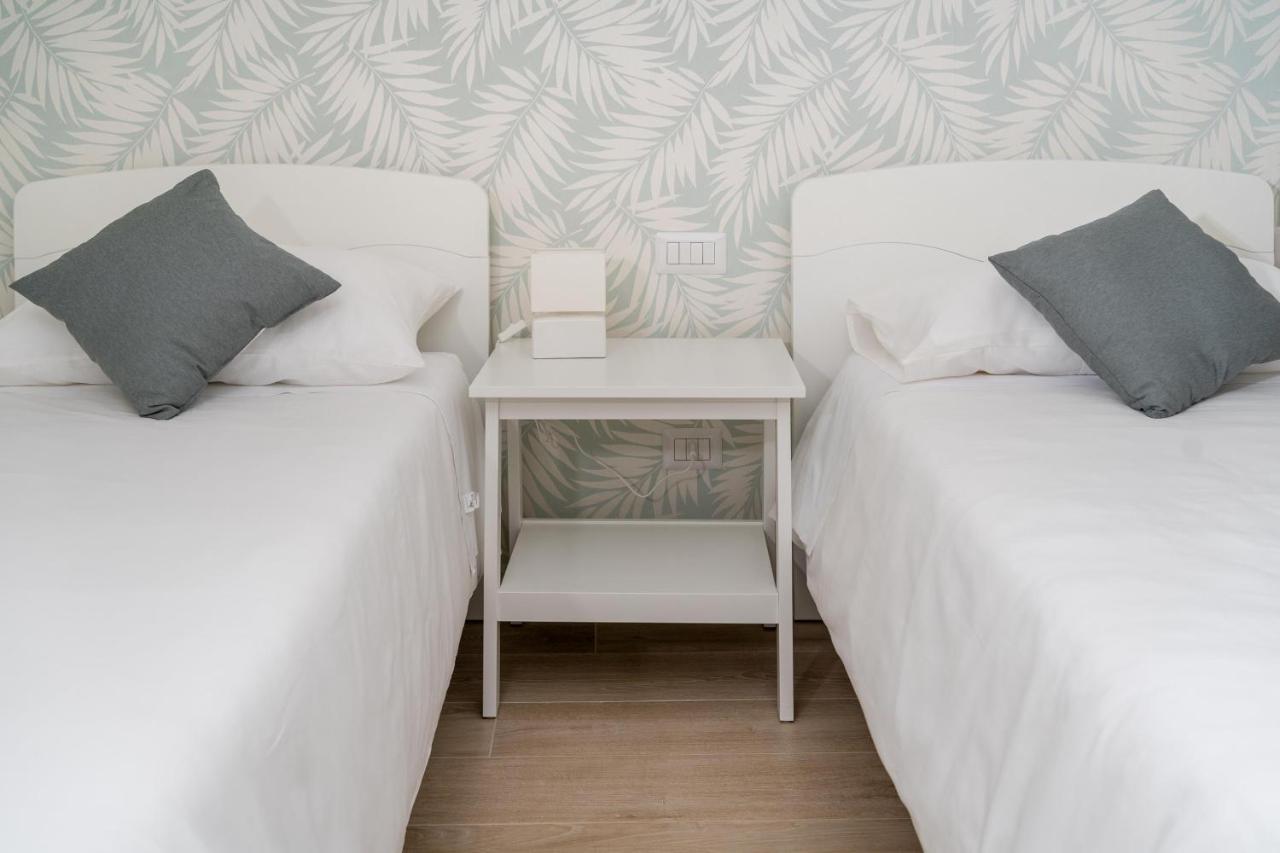 Otium Rooms / Camere E Appartamenti Morrovalle ภายนอก รูปภาพ
