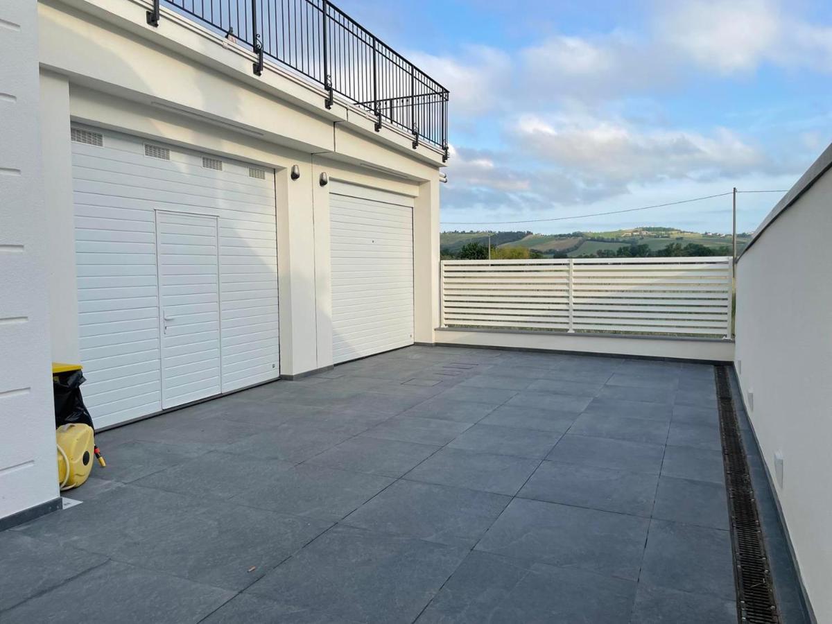 Otium Rooms / Camere E Appartamenti Morrovalle ภายนอก รูปภาพ