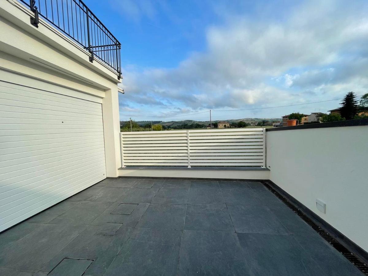 Otium Rooms / Camere E Appartamenti Morrovalle ภายนอก รูปภาพ