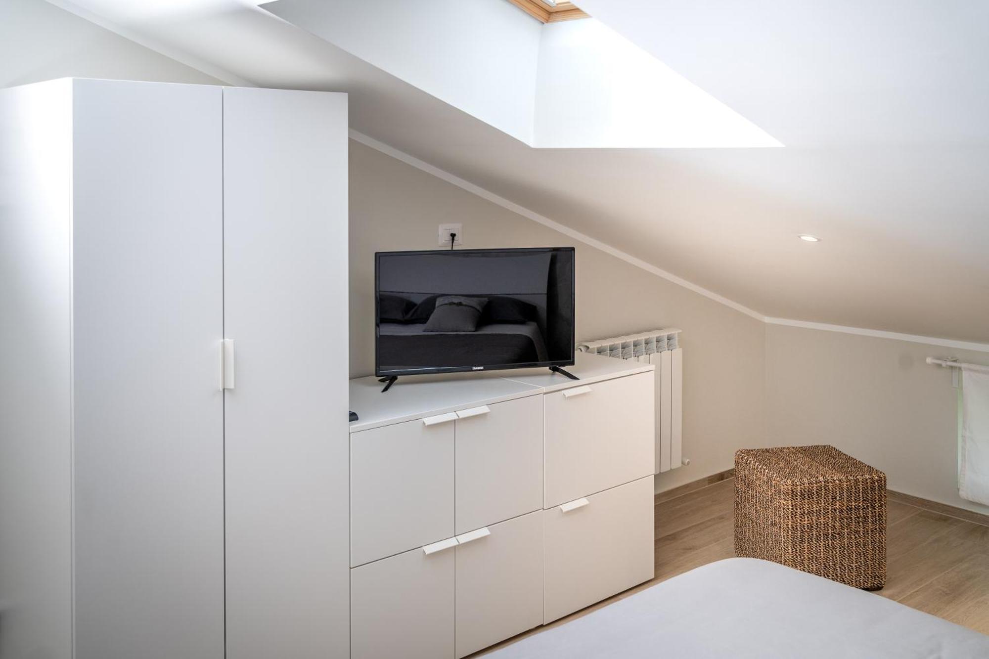 Otium Rooms / Camere E Appartamenti Morrovalle ภายนอก รูปภาพ